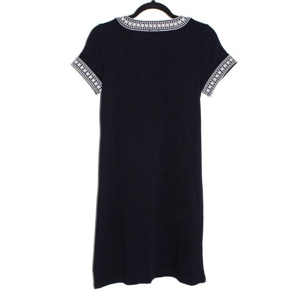 ✨Talbots Cotton Navy & White Embroidered Shift Dress✨ - Picture 2 of 8